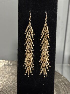 Source Unknown Gold Cascade Fringe Earrings with Black Bead Accents